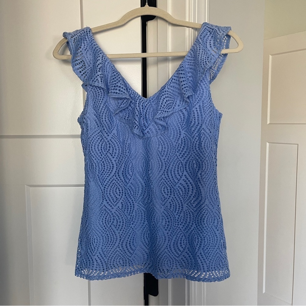 Lilly Pulitzer Alessa top Flowing leaf lace‎ blue sleeveless ruffle v neck